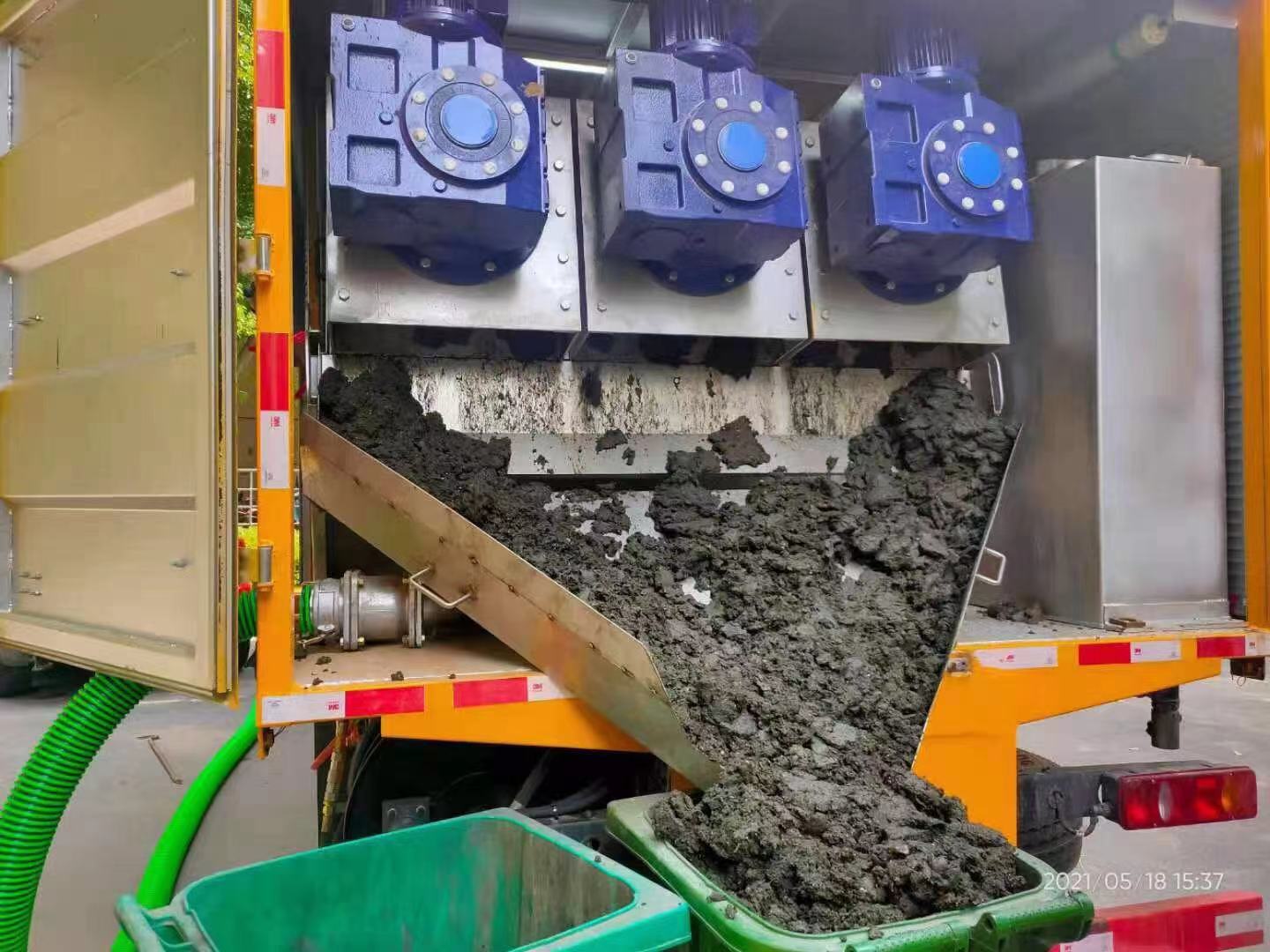 卫滨化粪池清掏城市维护站-泥浆净化干湿分离处理