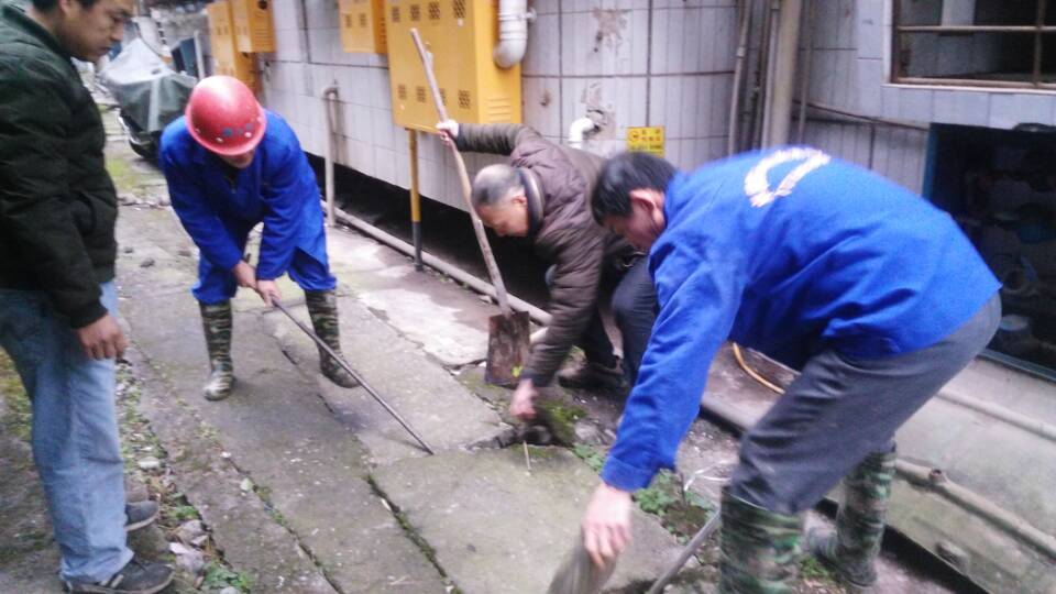 卫滨清掏化粪池、管道疏通一站式服务<高效><技术><可靠>