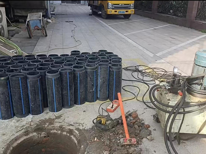 卫滨PE置换管厂家 DN315置换管 非开挖管短管置换